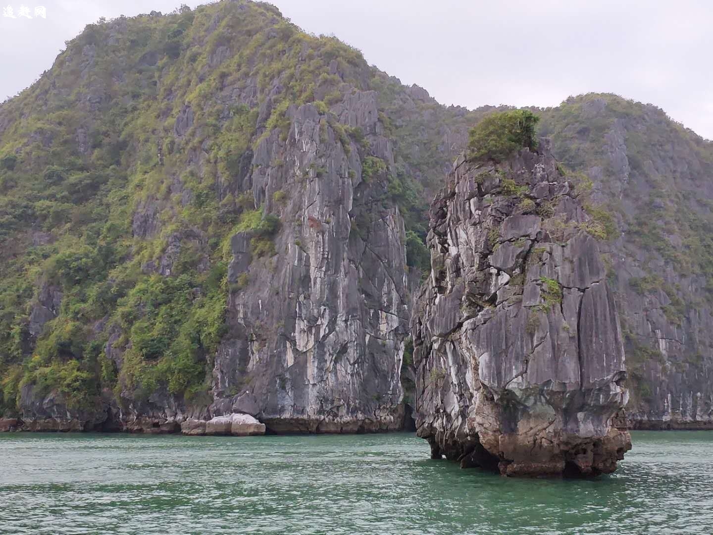 据记载：2500年前，胶州人在此已有航海活动，公元623年(唐武德六年)设板桥镇。