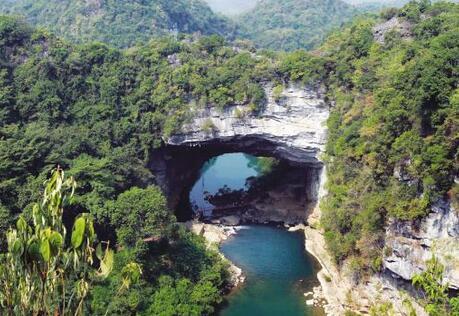 丹洲景区是**4A级景区，**农业旅游示范点，自治区双文明示范村，广西生态古城旅游村，柳州市“十大美丽”乡村。