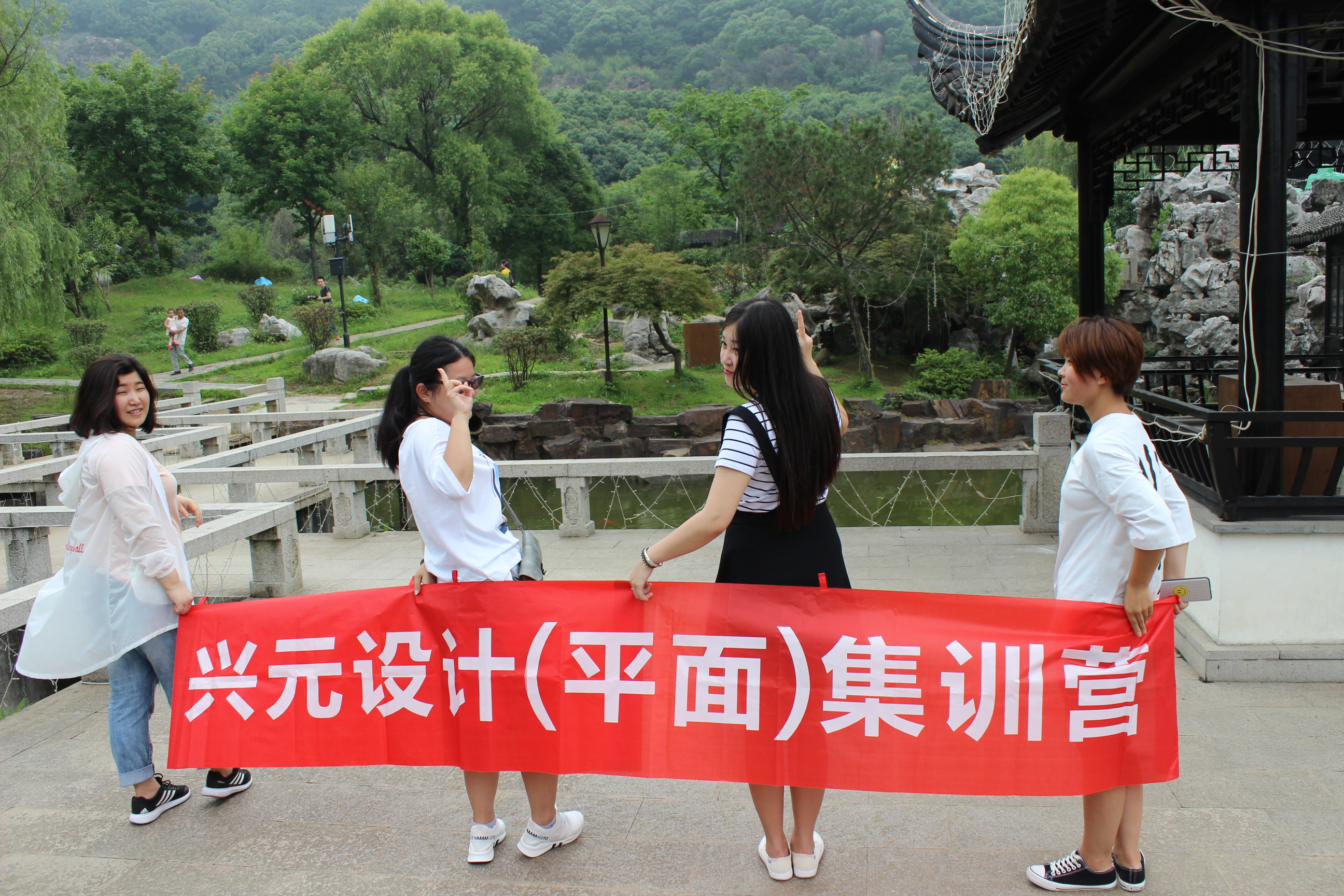 江苏江苏盐城平面设计培训班，每个平面设计师必须要看的学习建议