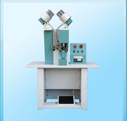山东山东JD-98全自动冲孔钉气眼机鞋眼铆合机铆钉机鸡眼机鞋扣机鞋孔机温州广东山东厂家供应适用于高档皮鞋皮具、服装、箱