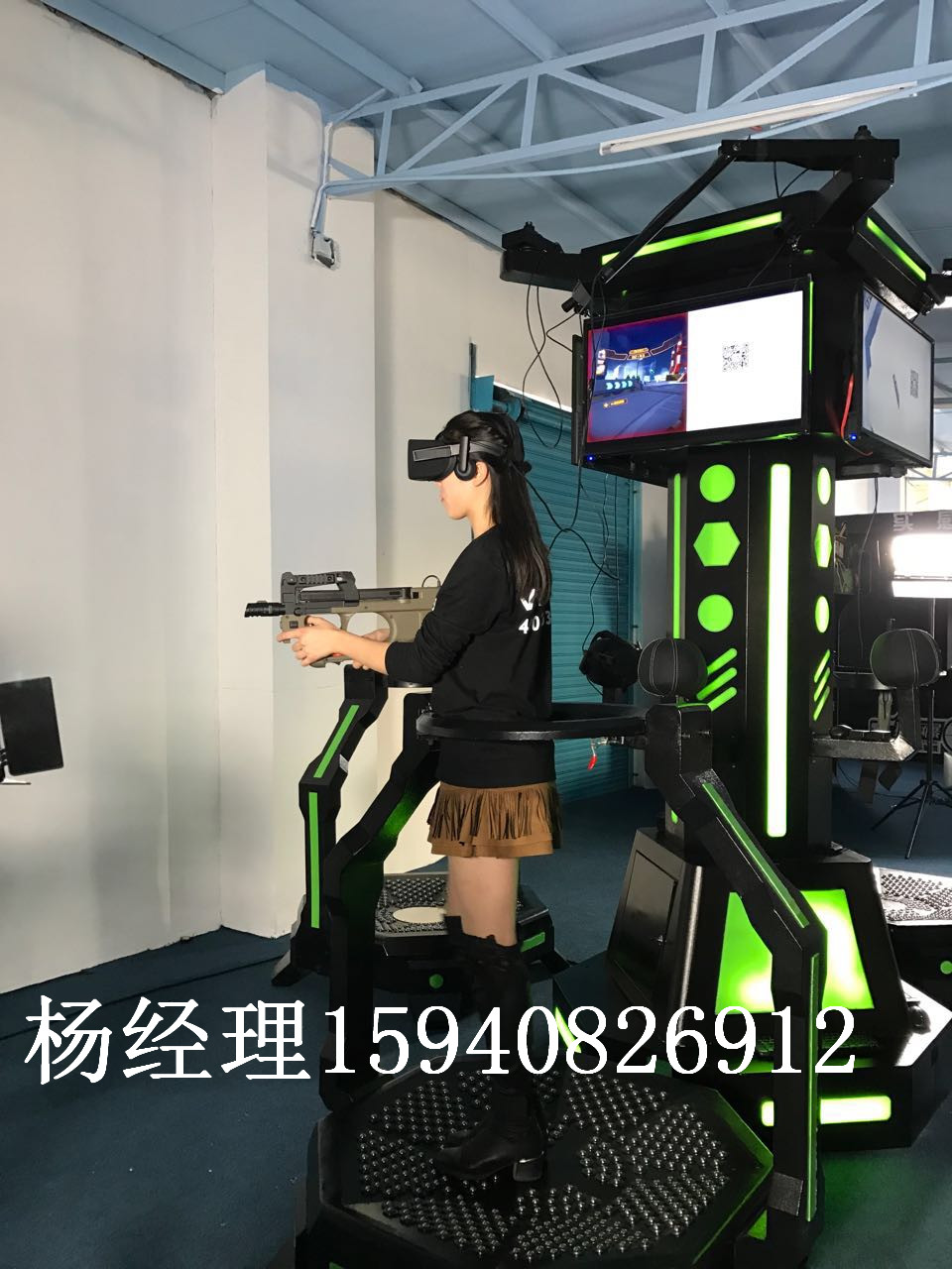 vr万向跑步机9DVR虚拟跑步机运动体感跑步机全方位虚拟现实普菲克VR跑步机游乐设备体验店