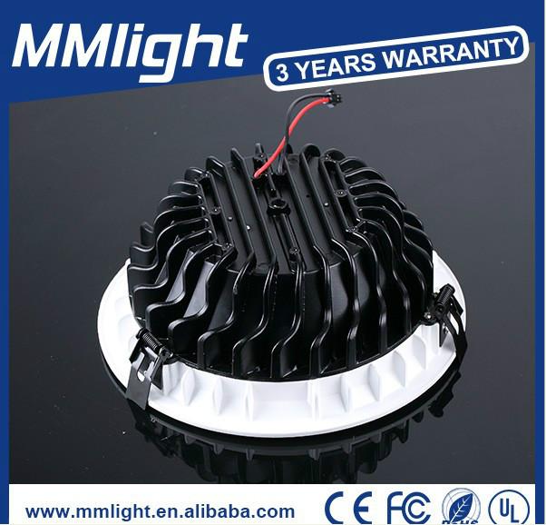 广东深圳供应30w+led+cob筒灯天花灯射灯酒店服装店商场