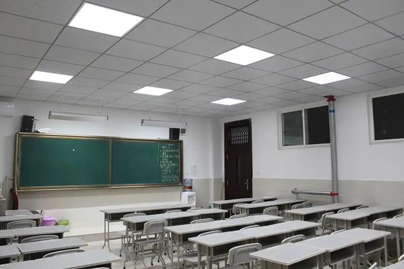 广西南宁LED护眼灯学校教室吊灯校园教室改造工厂黑板灯大量现货