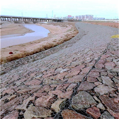 堤坡防护镀锌覆塑格宾石笼-护坡防洪覆塑雷诺护垫-河道治理格宾网护岸