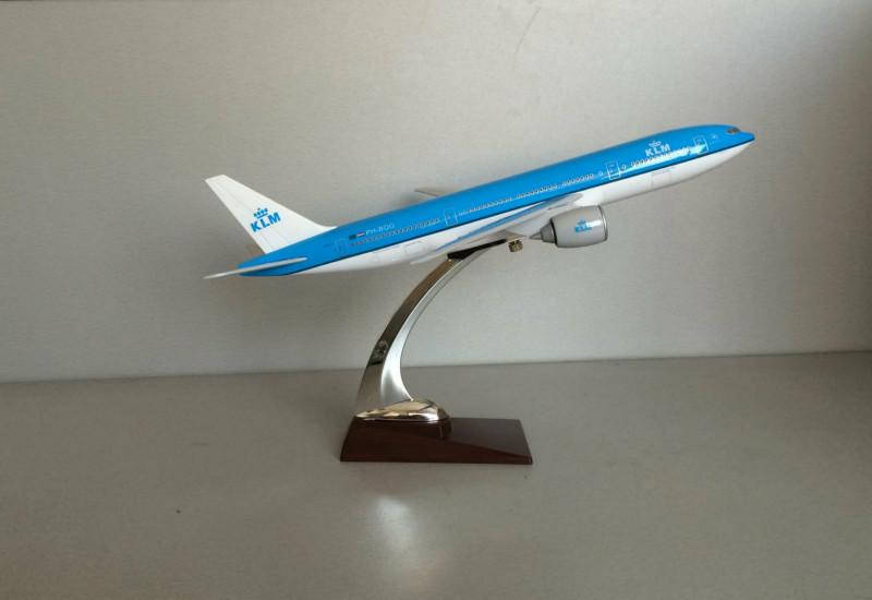 供应B777荷兰航空树脂飞机模型32CM