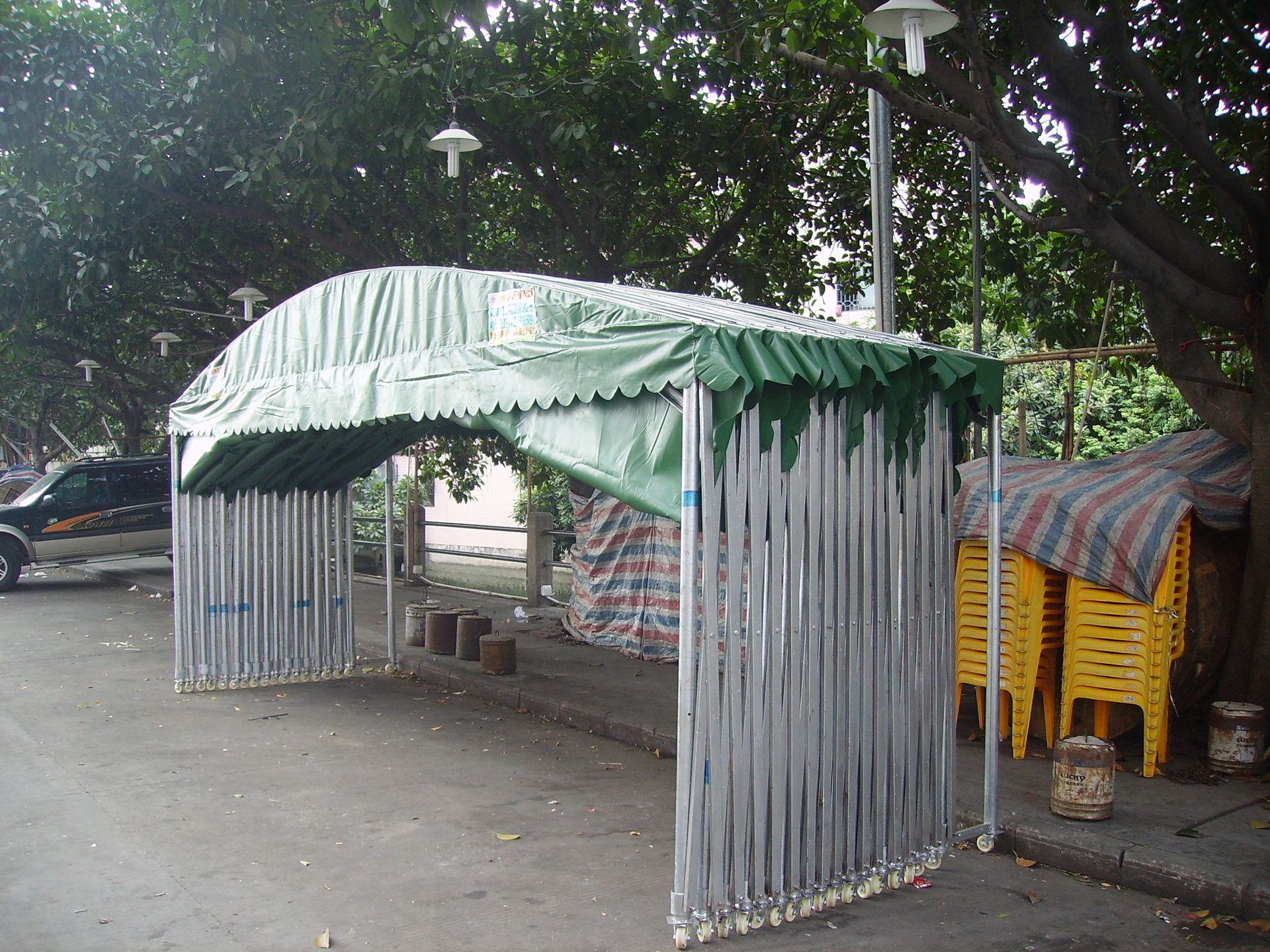 大跨度活动遮阳雨