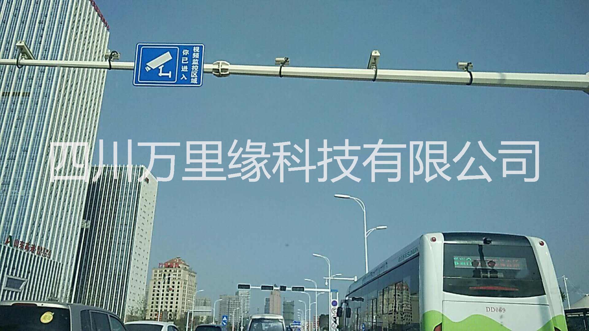 成都监控杆