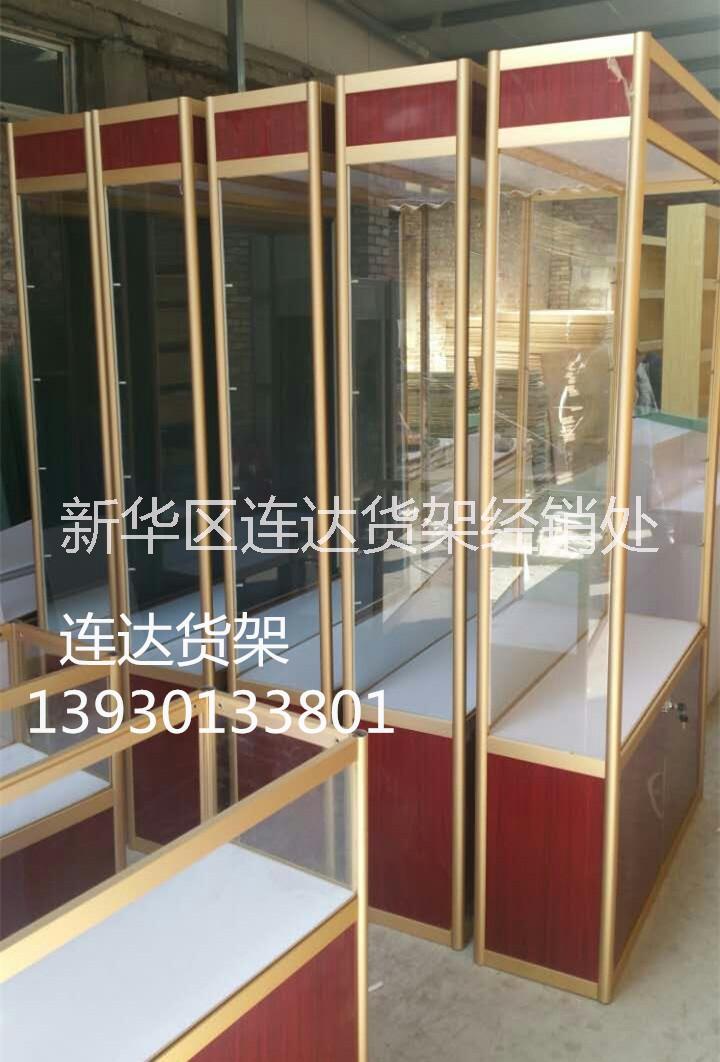 河北连达定制玻璃展柜烟酒柜钛合金展柜